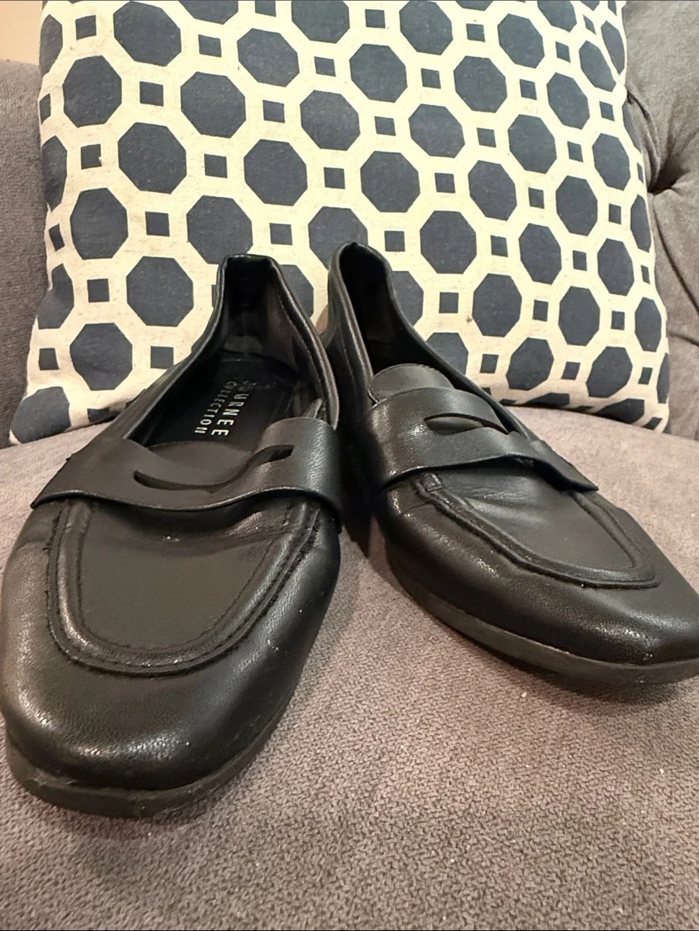 Journee Collection Men's Black Slip-On Penny Loafers